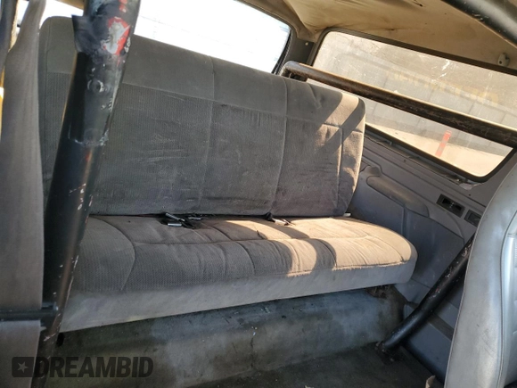 1995 Ford Bronco Eddie Bauer with VIN 1FMEU15N9SLA58190, listed as a Copart auction lot 47940965 with 290,948 mi miles and Clean title. Bid and sale history available at DreamBid. Image 11.