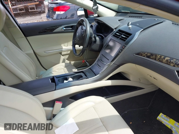 2013 Lincoln MKZ with VIN 3LN6L2J98DR808138, listed as a IAAI auction lot 42342192 with 89,632 mi miles and . Bid and sale history available at DreamBid. Image 5.