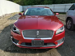 2019 Lincoln MKZ Reserve II z VIN 3LN6L5F90KR624965, wystawiony jako Copart lot #58148265 z przebiegiem 85 165 mil mil oraz Szkoda całkowita • Salvage title. Historia ofert i sprzedaży dostępna na DreamBid. Obrazek 5.
