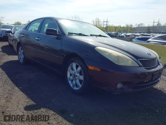 2005 Lexus ES 330 with VIN JTHBA30G255105717, listed as a IAAI auction lot 42083955 with 198,185 mi miles. Bid and sale history available at carsss.com. Image 1.