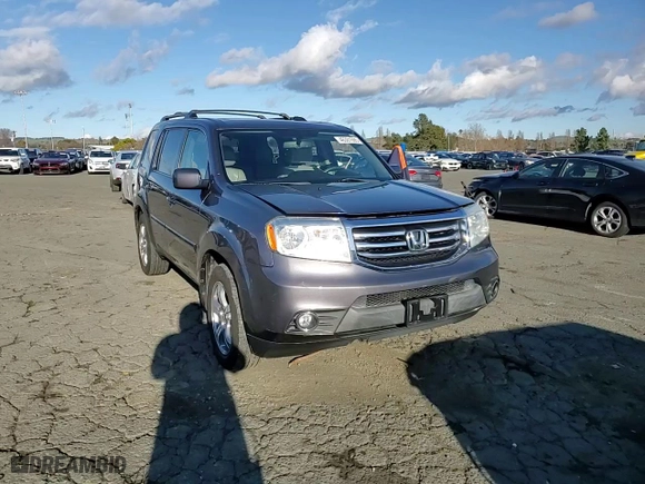 2014 Honda Pilot EX-L with VIN 5FNYF3H5XEB003130, listed as a Copart auction lot 46301595 with 107,952 mi miles and Salvage Title. Bid and sale history available at carsss.com. Image 11.