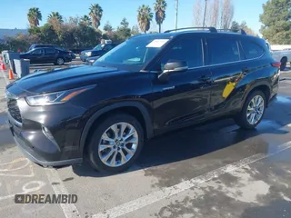 2021 Toyota Highlander Hybrid Limited with VIN 5TDYARAH8MS006883, listed as a IAAI auction lot 41507332 with 169,210 mi miles and . Bid and sale history available at DreamBid. Image 2.