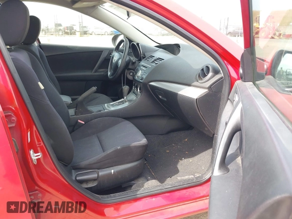 2011 Mazda Mazda3 i Touring with VIN JM1BL1VG9B1471850, listed as a IAAI auction lot 42129977 with 160,011 mi miles. Bid and sale history available at carsss.com. Image 5.