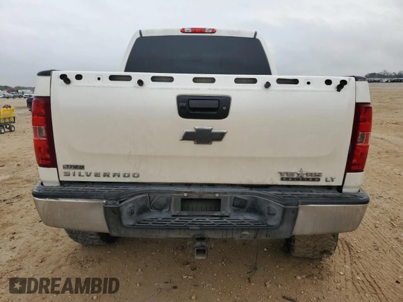 2011 Chevrolet Silverado 1500 LT with VIN 3GCPCSE00BG405302, listed as a Copart auction lot 84955574 with 155,856 mi miles and Salvage Title. Bid and sale history available at DreamBid. Image 6.