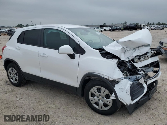 2019 Chevrolet Trax LS with VIN 3GNCJKSB8KL170821, listed as a Copart auction lot 50257925 with 62,536 mi miles and Salvage Title. Bid and sale history available at carsss.com. Image 4.