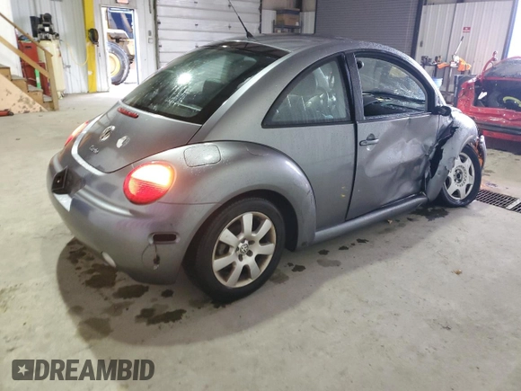 2003 Volkswagen New Beetle Coupe GLX with VIN 3VWDD21C53M439767, listed as a Copart auction lot 82036054 with 108,326 mi miles and Salvage Title. Bid and sale history available at carsss.com. Image 3.