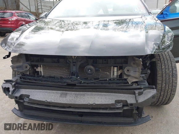 2020 Volkswagen Jetta SEL with VIN 3VWE57BU2LM081811, listed as a IAAI auction lot 42134394 with 96,121 mi miles and . Bid and sale history available at DreamBid. Image 17.