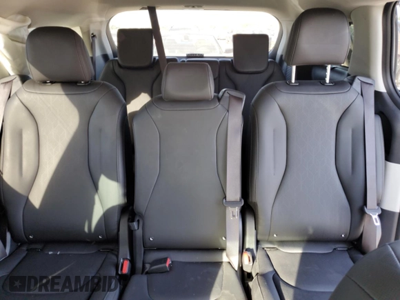 2024 Kia Carnival EX with VIN KNDNC5H37R6431082, listed as a Copart auction lot 73242024 with 3,092 mi miles and Salvage Title. Bid and sale history available at carsss.com. Image 10.