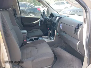 2006 Nissan Pathfinder SE with VIN 5N1AR18UX6C661562, listed as a IAAI auction lot 42061847 with 103,515 mi miles. Bid and sale history available at carsss.com. Image 5.