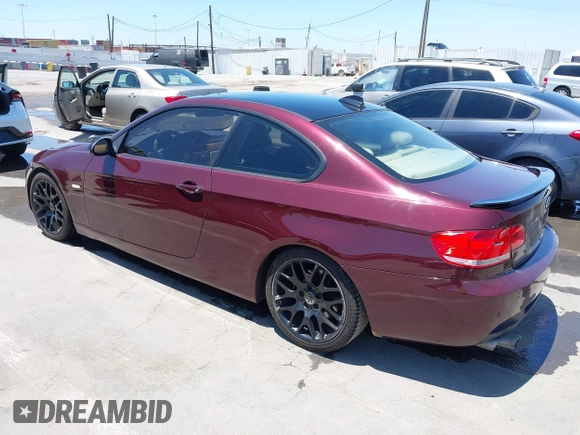 2007 BMW 3 Series 328i with VIN WBAWV13557P118052, listed as a IAAI auction lot 42642784 with 57,288 mi miles and . Bid and sale history available at DreamBid. Image 3.