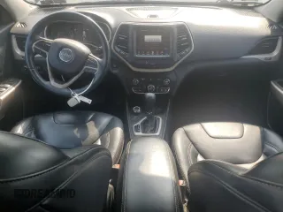 2018 Jeep Cherokee Limited с VIN 1C4PJMDB0JD571139, выставлен на аукционе Copart как лот 60842445 с пробегом 67 426 миль миль и Списание • Salvage title. История ставок и продаж доступна на DreamBid. Изображение 8.