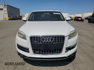 2013 Audi Q7 Premium Plus z VIN WA1LGAFE1DD008683, wystawiony jako Copart lot #60854845 z przebiegiem 132 433 mil mil oraz Szkoda całkowita • Salvage title. Historia ofert i sprzedaży dostępna na DreamBid. Obrazek 5.