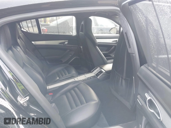 2010 Porsche Panamera Turbo z VIN WP0AC2A7XAL091443, wystawiony jako IAAI lot #41702162 z przebiegiem 124 151 mil mil oraz . Historia ofert i sprzedaży dostępna na DreamBid. Obrazek 8.
