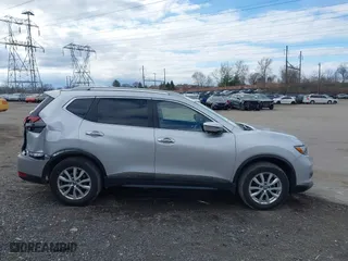 2018 Nissan Rogue S with VIN 5N1AT2MV8JC833537, listed as a IAAI auction lot 41890453 with 25,260 mi miles. Bid and sale history available at carsss.com. Image 13.