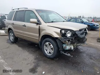 2005 Honda Pilot EX-L with NAVI with VIN 2HKYF18775H543185, listed as a IAAI auction lot 41597576 with 163,377 mi miles. Bid and sale history available at carsss.com. Image 1.