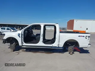 2021 Ford F-150 XL с VIN 1FTFW1E83MFB03929, выставлен на аукционе IAAI как лот 41629520 с пробегом Не указан миль и . История ставок и продаж доступна на DreamBid. Изображение 13.