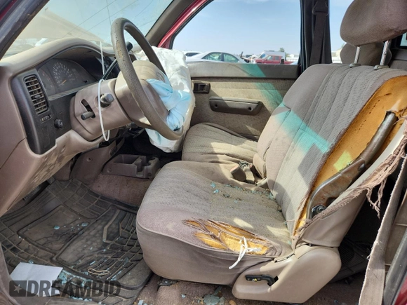 1999 Toyota Tacoma with VIN 4TAVL52N7XZ549666, listed as a Copart auction lot 58861885 with 326,363 mi miles and Salvage title. Bid and sale history available at DreamBid. Image 7.