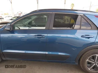 2023 Kia Niro EX with VIN KNDCR3LEXP5101684, listed as a IAAI auction lot 41893043 with 12,561 mi miles. Bid and sale history available at carsss.com. Image 15.