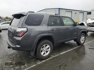 2023 Toyota 4Runner SR5 with VIN JTEMU5JR4P6100122, listed as a Copart auction lot 44984915 with 23,588 mi miles and Salvage title. Bid and sale history available at DreamBid. Image 3.