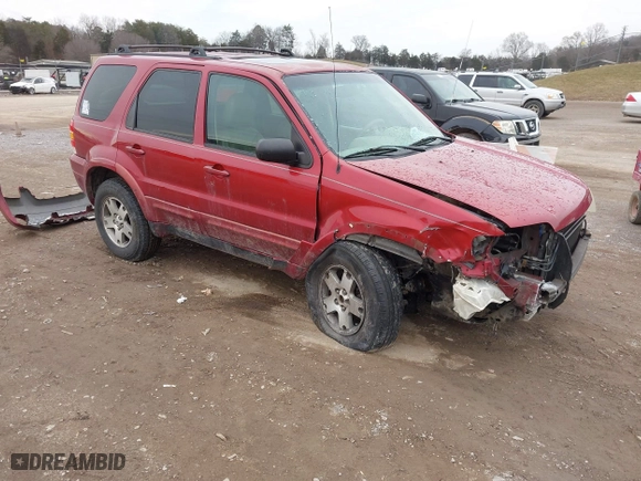 2005 Ford Escape Limited with VIN 1FMYU04155KA77626, listed as a IAAI auction lot 41368626 with 215,182 mi miles. Bid and sale history available at carsss.com. Image 1.
