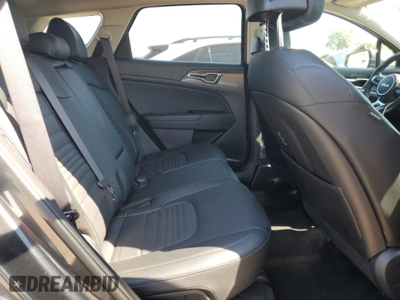 2024 Kia Sportage SX-Prestige with VIN 5XYK5CDF1RG214240, listed as a Copart auction lot 63616435 with 19,037 mi miles and Salvage title. Bid and sale history available at DreamBid. Image 10.