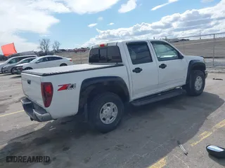 2006 Chevrolet Colorado LT w/2LT with VIN 1GCDT136268173852, listed as a IAAI auction lot 41861401 with 119,679 mi miles. Bid and sale history available at carsss.com. Image 4.
