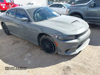 2019 Dodge Charger R/T z VIN 2C3CDXCTXKH607784, wystawiony jako IAAI lot #41667401 z przebiegiem 120 644 mil mil oraz . Historia ofert i sprzedaży dostępna na DreamBid. Obrazek 1.