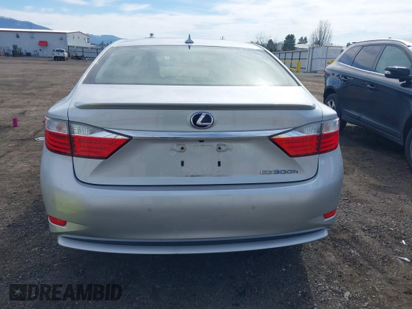 2013 Lexus ES 300h with VIN JTHBW1GG5D2012539, listed as a IAAI auction lot 41893892 with 47,999 mi miles and . Bid and sale history available at DreamBid. Image 16.