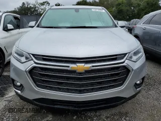 2020 Chevrolet Traverse LT Cloth with VIN 1GNERGKW6LJ129954, listed as a Copart auction lot 76847314 with Not Provided miles and Non Repairable. Bid and sale history available at carsss.com. Image 5.