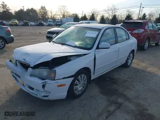 2006 Hyundai Elantra GLS with VIN KMHDN46D16U221642, listed as a IAAI auction lot 41754150 with 91,814 mi miles. Bid and sale history available at carsss.com. Image 2.