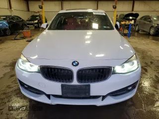 2018 BMW 3 Series 330i xDrive with VIN WBA8Z9C5XJG828289, listed as a Copart auction lot 42535195 with 57,623 mi miles and Salvage Title. Bid and sale history available at carsss.com. Image 5.