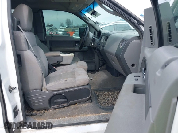 2006 Ford F-150 XLT with VIN 1FTPX14556KB81938, listed as a IAAI auction lot 41651212 with 0 mi miles. Bid and sale history available at carsss.com. Image 5.