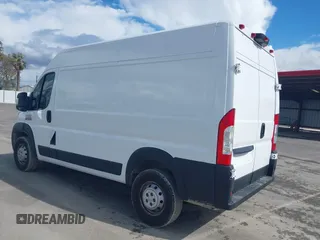 2019 Ram ProMaster Cargo with VIN 3C6TRVCGXKE562904, listed as a IAAI auction lot 41675682 with 217,885 mi miles and . Bid and sale history available at DreamBid. Image 3.