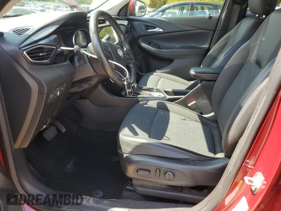 2021 Buick Encore GX Select z VIN KL4MMESL1MB054874, wystawiony jako Copart lot #54382095 z przebiegiem 89 650 mil mil oraz Szkoda całkowita • Salvage title. Historia ofert i sprzedaży dostępna na DreamBid. Obrazek 7.