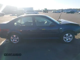 2003 Volkswagen Jetta GLS с VIN 3VWSK69M93M120499, выставлен на аукционе IAAI как лот 41493310 с пробегом 189 532 миль миль и . История ставок и продаж доступна на DreamBid. Изображение 13.