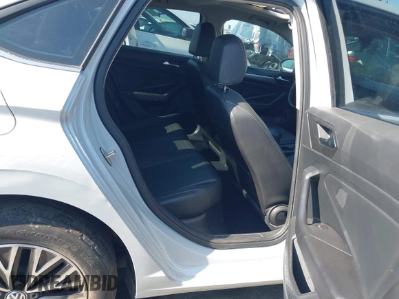 2019 Volkswagen Jetta S with VIN 3VWC57BU7KM075394, listed as a IAAI auction lot 42441537 with 113,263 mi miles and . Bid and sale history available at DreamBid. Image 8.