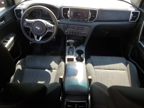2017 Kia Sportage LX z VIN KNDPMCACXH7219676, wystawiony jako Copart lot #57602505 z przebiegiem 109 251 mil mil oraz Czysty tytuł • Clean title. Historia ofert i sprzedaży dostępna na DreamBid. Obrazek 8.