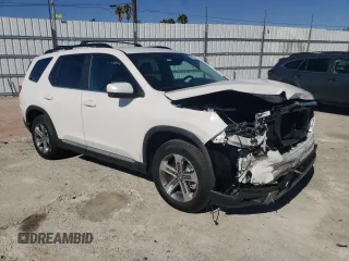 2024 Honda Pilot EX-L 8 Passenger with VIN 5FNYG1H46RB026726, listed as a Copart auction lot 79063614 with 4,169 mi miles and Salvage Title. Bid and sale history available at carsss.com. Image 4.