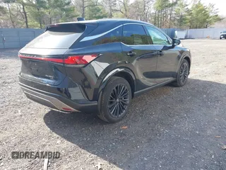 2024 Lexus RX 350 z VIN 2T2BAMCA6RC079450, wystawiony jako IAAI lot #41781873 z przebiegiem 6749 mil mil oraz . Historia ofert i sprzedaży dostępna na DreamBid. Obrazek 4.