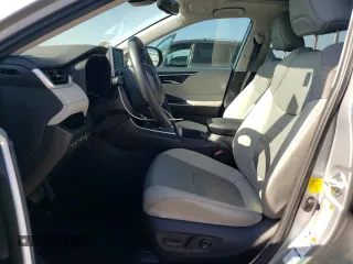 2021 Toyota RAV4 Hybrid LE with VIN 2T3B6RFV7MW019757, listed as a Copart auction lot 61929085 with 14,675 mi miles and Salvage title. Bid and sale history available at DreamBid. Image 7.