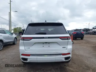 2022 Jeep Grand Cherokee Overland z VIN 1C4RJYD60N8717511, wystawiony jako IAAI lot #42366903 z przebiegiem 43 844 mil mil oraz . Historia ofert i sprzedaży dostępna na DreamBid. Obrazek 16.