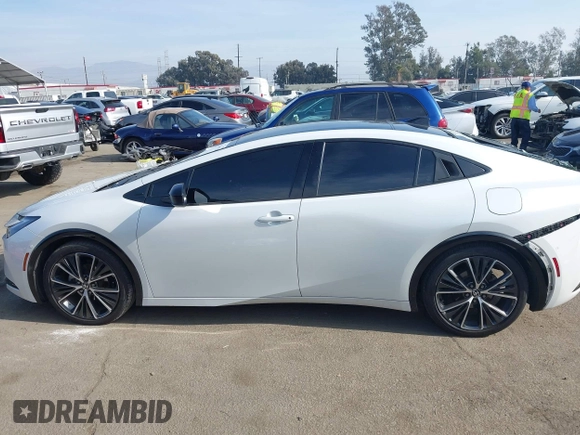 2024 Toyota Prius LE with VIN JTDACAAU1R3016240, listed as a IAAI auction lot 41169729 with 79,725 mi miles. Bid and sale history available at carsss.com. Image 14.