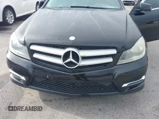 2013 Mercedes-Benz C 250 with VIN WDDGJ4HB9DG057910, listed as a IAAI auction lot 42106146 with 143,096 mi miles and . Bid and sale history available at DreamBid. Image 6.