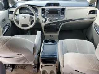 2012 Toyota Sienna LE AAS с VIN 5TDKK3DC6CS276676, выставлен на аукционе Copart как лот 56898135 с пробегом 167 432 миль миль и Списание • Salvage title. История ставок и продаж доступна на DreamBid. Изображение 8.