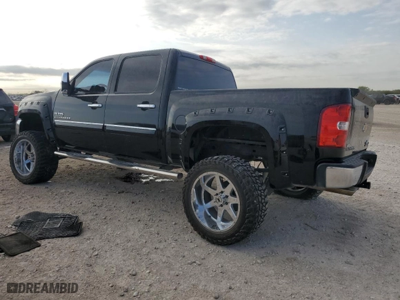 2012 Chevrolet Silverado 1500 LT with VIN 3GCPCSE08CG157799, listed as a Copart auction lot 50319985 with 190,253 mi miles and Salvage Title. Bid and sale history available at carsss.com. Image 2.