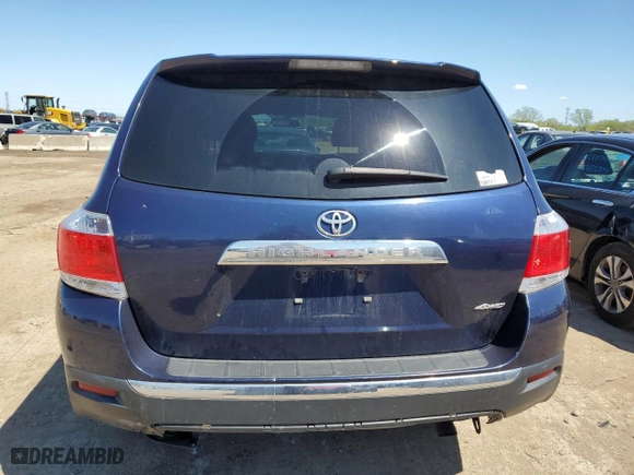 2013 Toyota Highlander with VIN 5TDBK3EHXDS181307, listed as a Copart auction lot 52070624 with 151,949 mi miles and Non Repairable. Bid and sale history available at carsss.com. Image 6.