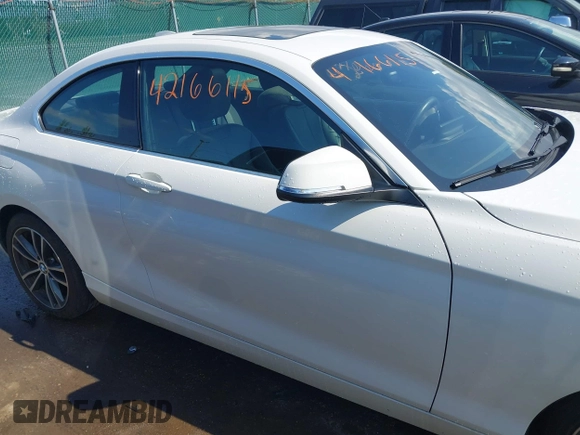 2019 BMW 2 Series 230i xDrive z VIN WBA2J3C53KVD49223, wystawiony jako IAAI lot #42166115 z przebiegiem 55 303 mil mil oraz . Historia ofert i sprzedaży dostępna na DreamBid. Obrazek 13.