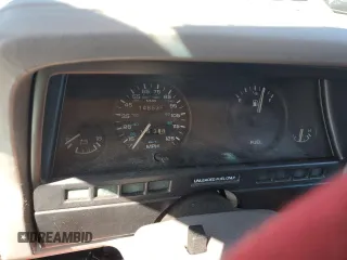 1992 Plymouth Sundance z VIN 1P3XP24D7NN120553, wystawiony jako Copart lot #68472794 z przebiegiem 148 535 mil mil oraz Szkody całkowita. Historia ofert i sprzedaży dostępna na DreamBid. Obrazek 9.