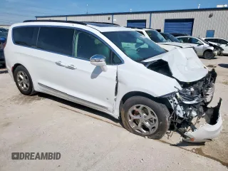 2022 Chrysler Pacifica Limited with VIN 2C4RC1GGXNR170127, listed as a Copart auction lot 51117055 with 71,470 mi miles and Salvage title. Bid and sale history available at DreamBid. Image 4.