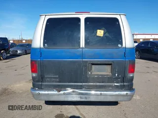 2008 Ford Econoline Passenger XL with VIN 1FBNE31L88DA20555, listed as a IAAI auction lot 38737871 with 118,265 mi miles. Bid and sale history available at carsss.com. Image 15.